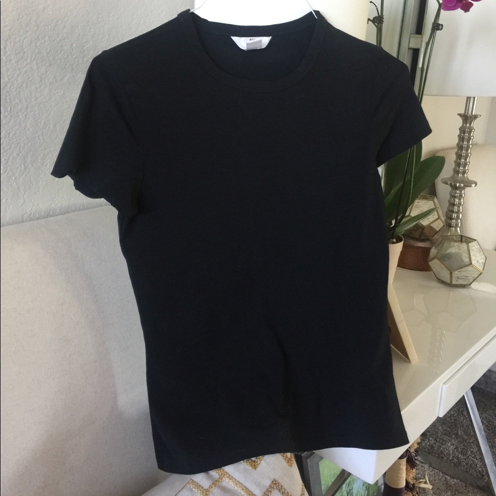 🎉 Apt 9 stretchy black tee